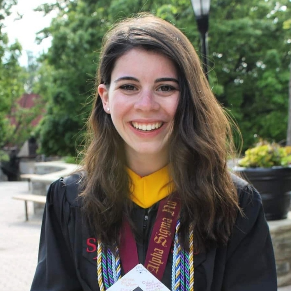 Meet your Posher, Julia